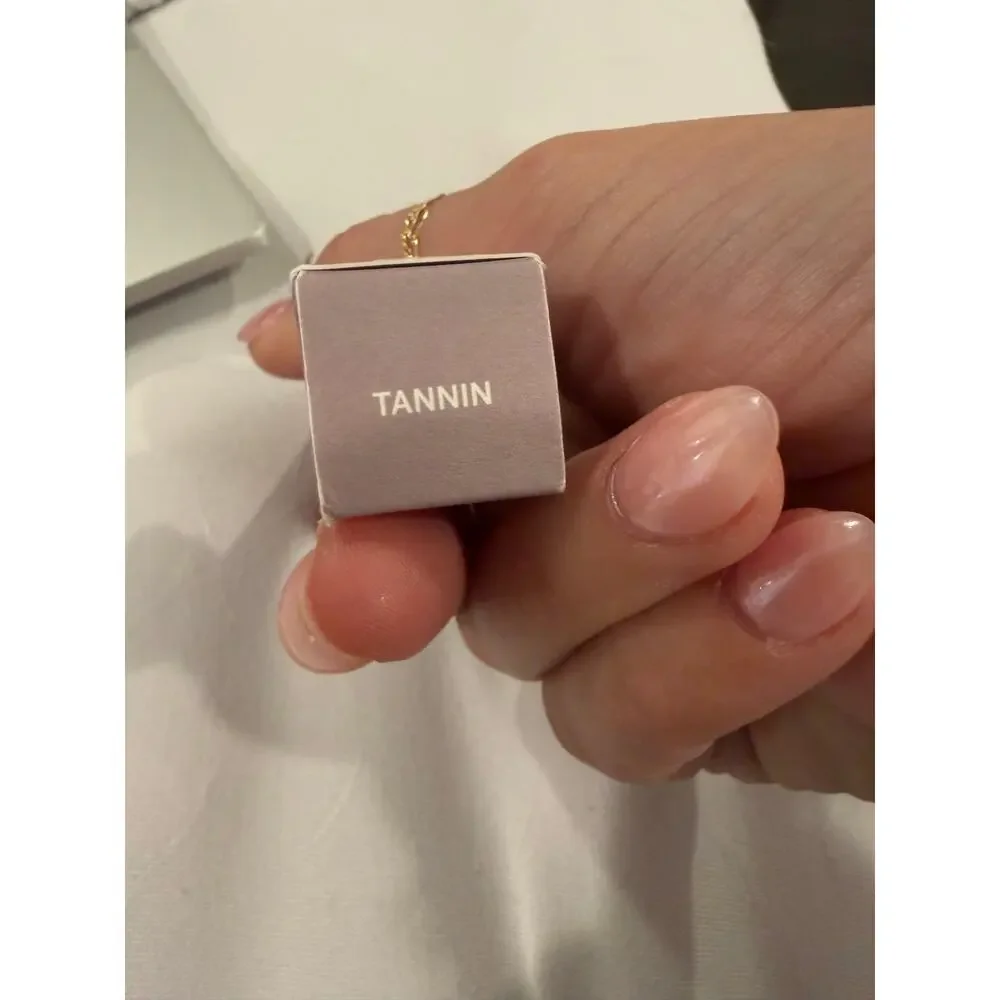 NIB Ilia Liquid Powder Matte Eye Tint in Tannin  Shade: Tannin